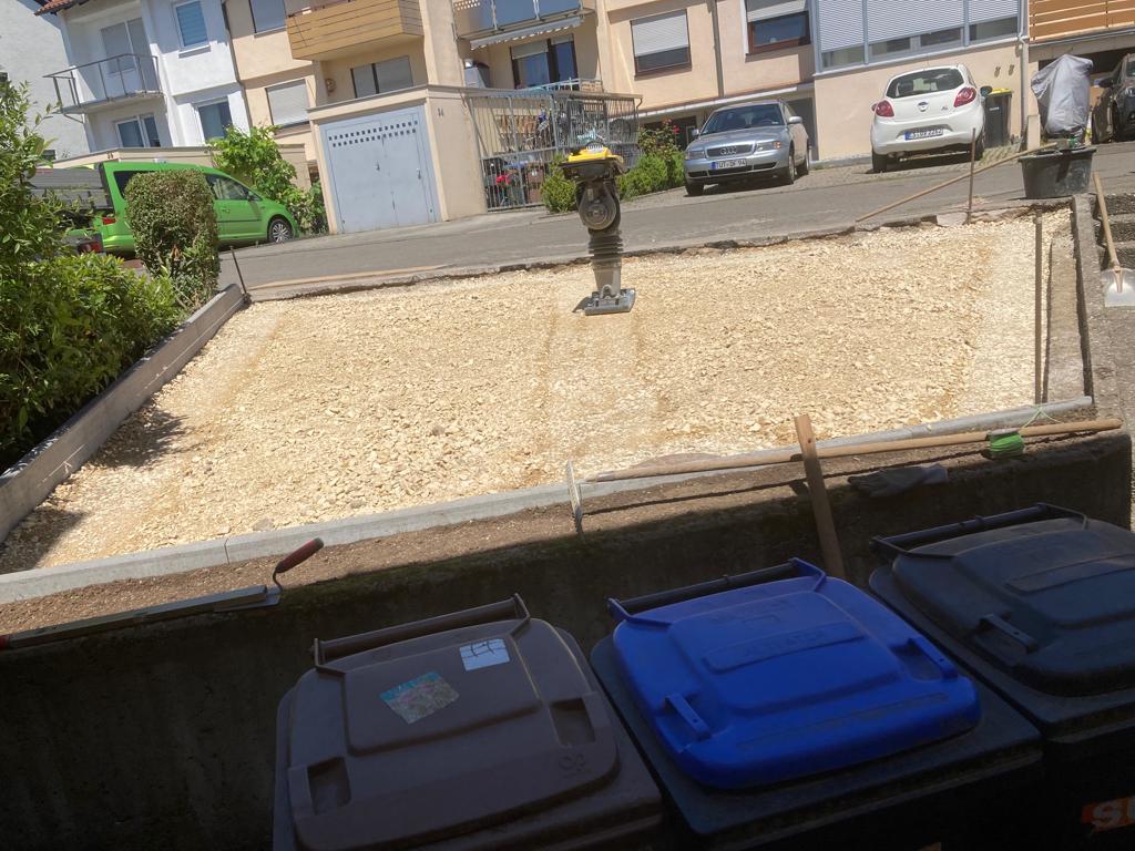 Vorbereitungsarbeiten Parkplatzbau