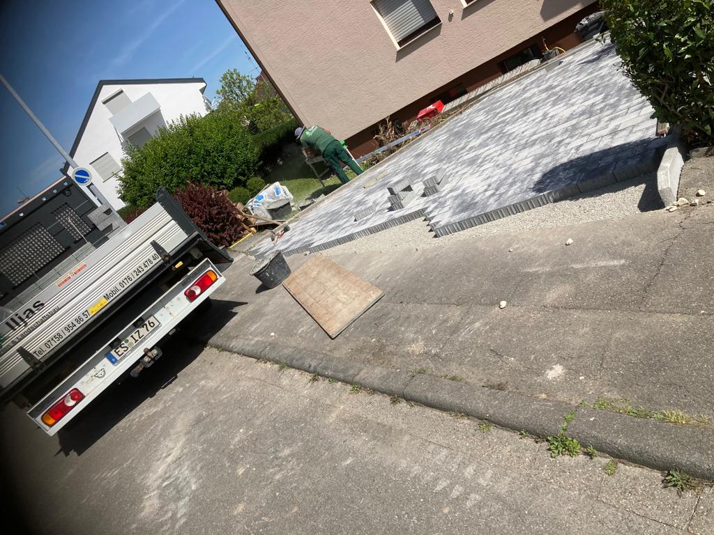 Vorbereitungsarbeiten Parkplatzbau